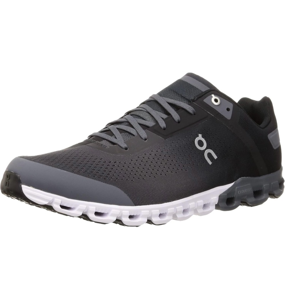 On Men’s Cloudflow Wide Fit